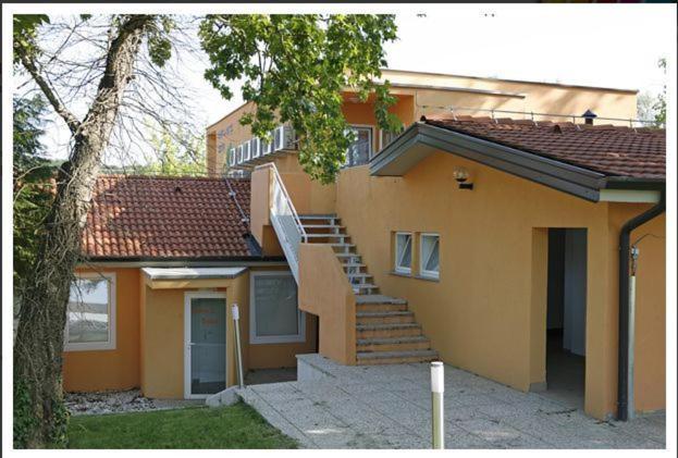 Garni Hotel Siesta Nova Gorica Zewnętrze zdjęcie